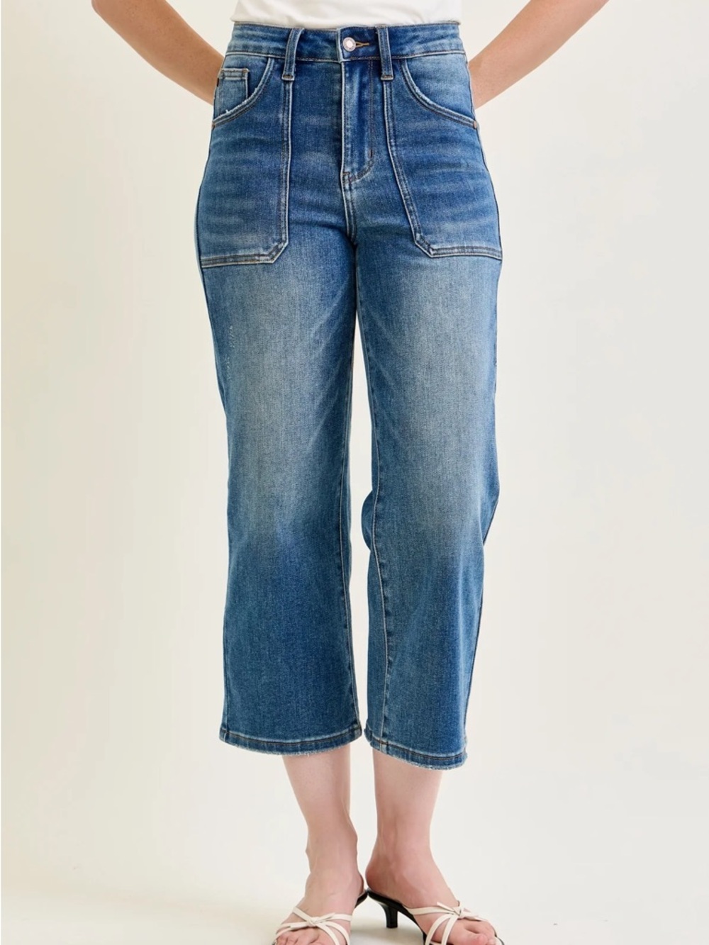 Judy Blue Medium Wash Cropped Wide-Leg Jeans - Picture 2 of 16
